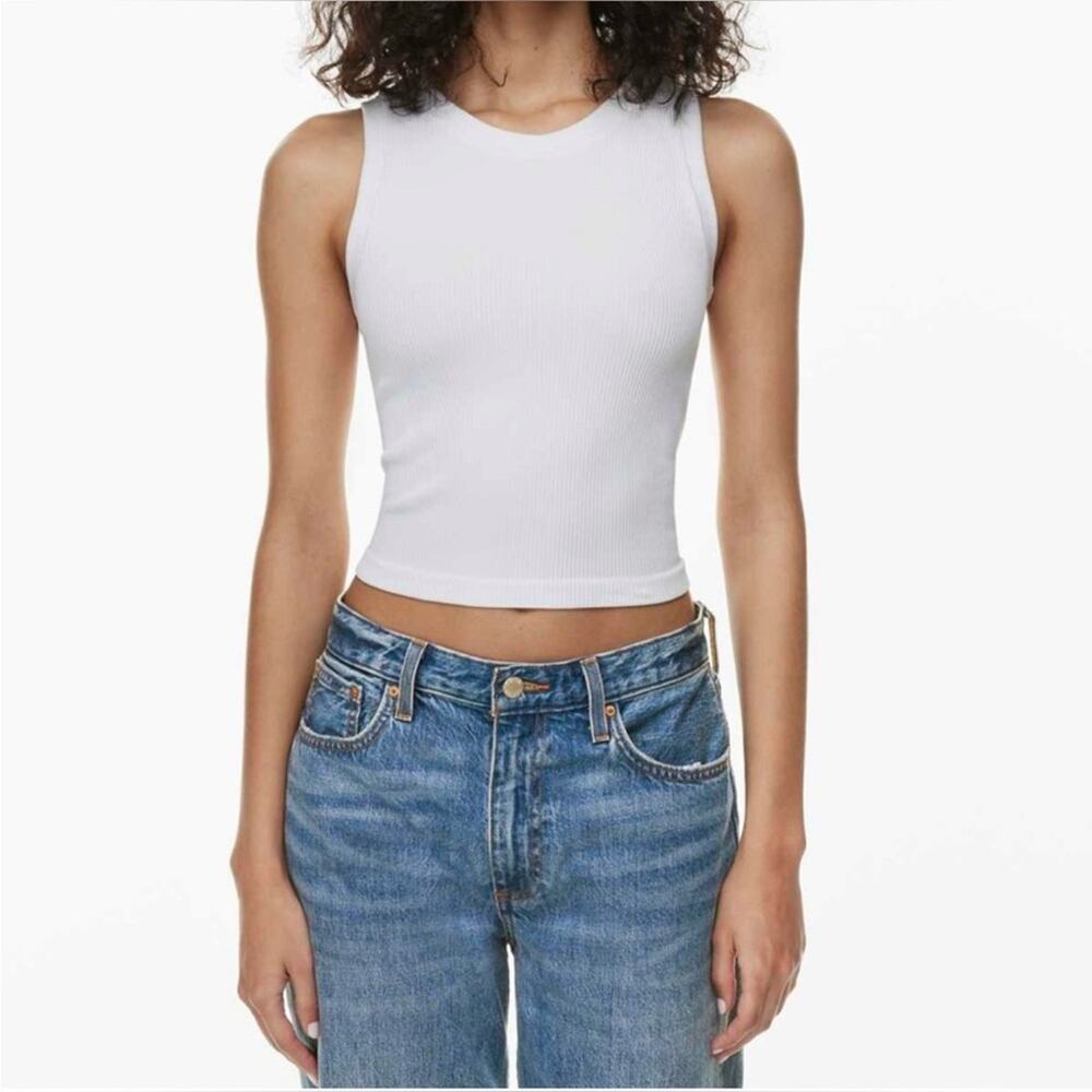 Aritzia Sunday Best Sinchseamless White Ribbed Cropped Tank